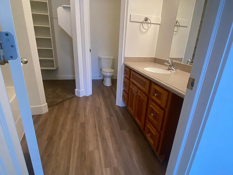 1587 N 565 W #104 — Photo 18