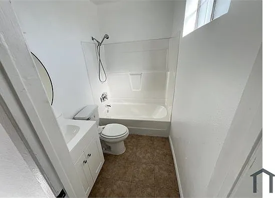 5316 Cahuenga Blvd #5 — Photo 6