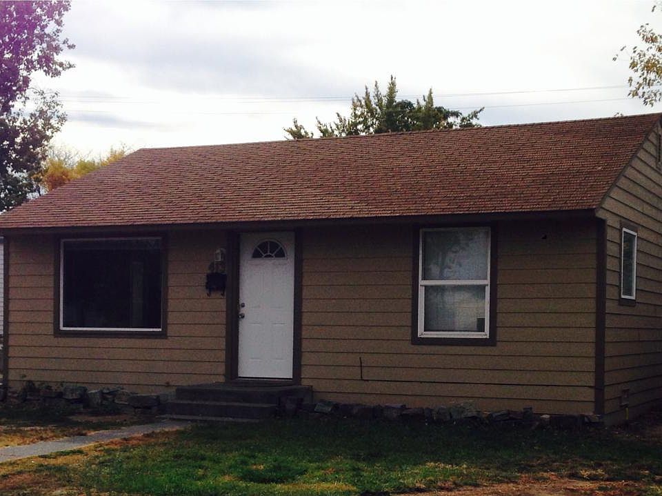 413 W Loop Dr - Front of Home
