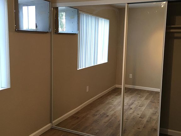 4th image of 4114 Swift Ave APT 5