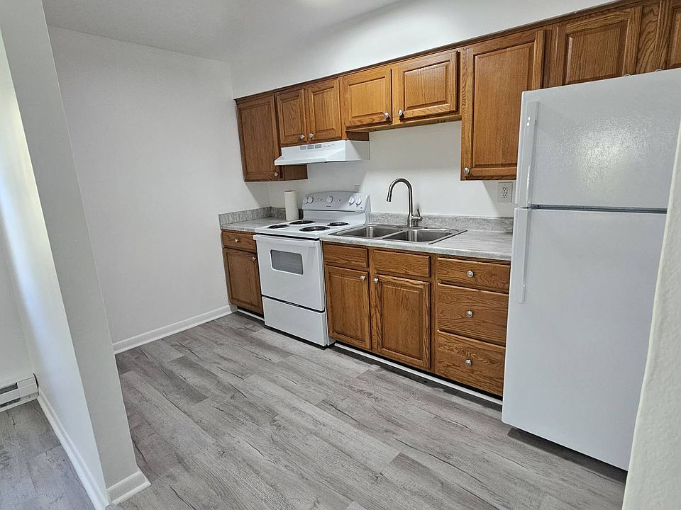 1st image of 415 Kerr Ave #A