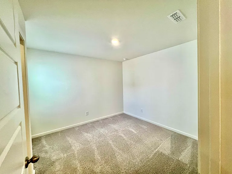 6220 Old Tavern Dr — Photo 18