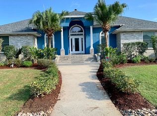 101 Brushfire Ln, Slidell, LA 70458