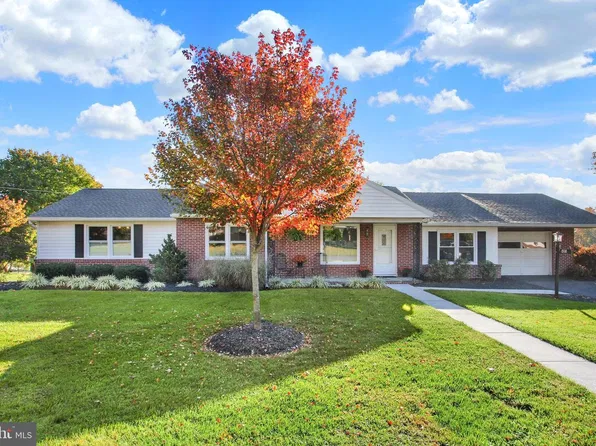 40 Windbriar Ln, Gettysburg, PA 17325
