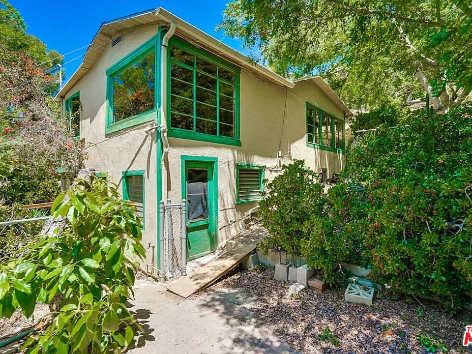 1st image of 742 Sunnyhill Dr
