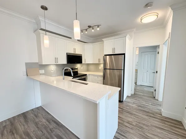 8183 121a St #320, Surrey, BC V3W 1S7