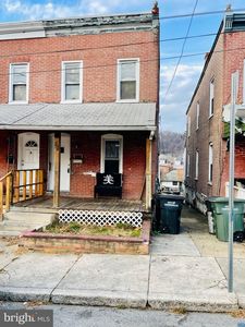 225 Madison St, Coatesville, PA, 19320