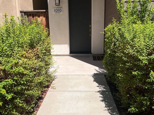 1010 Mud Pie Ln #1010