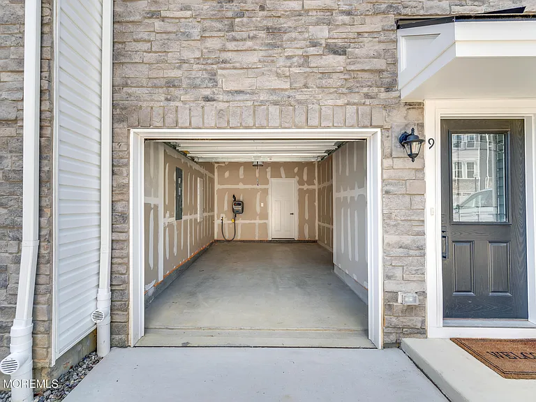 9 Halifax Rd — Photo 9