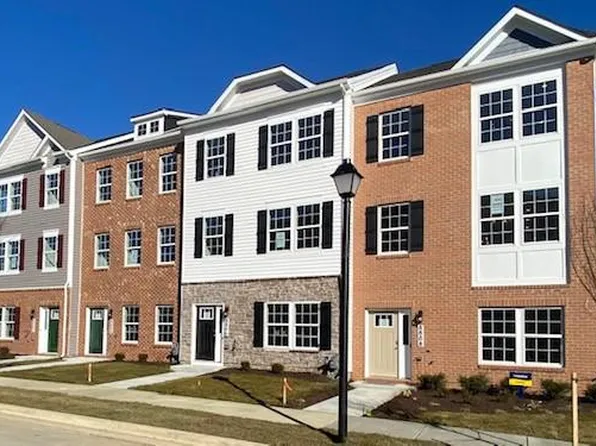 8835 Mimosa Ave, Clinton, MD 20735