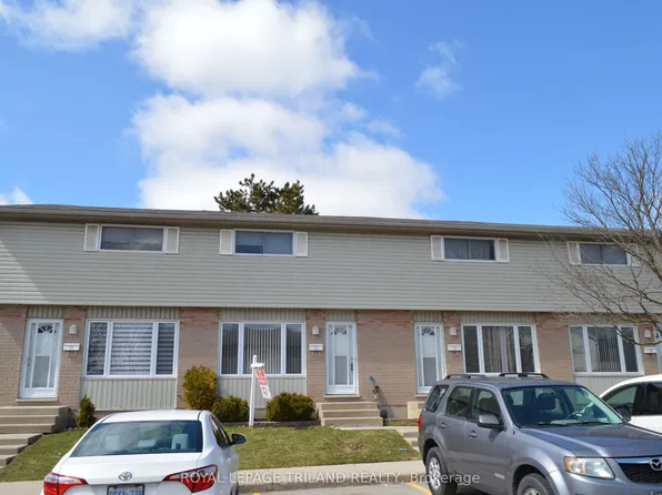 1095 Jalna Blvd #11, London, ON N6E 2Y7