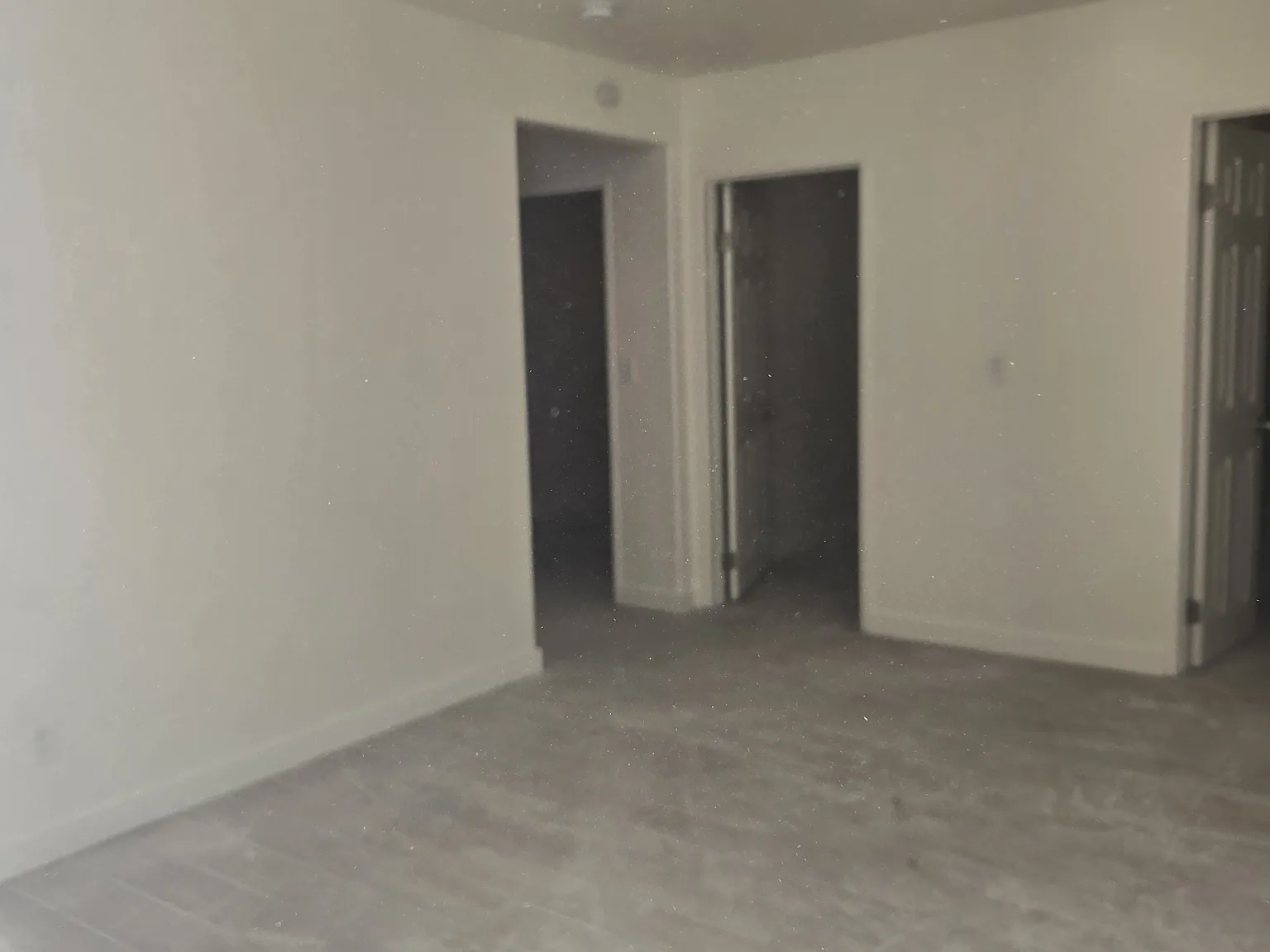 1 bed, 1100 sqft, $1,100 — Photo 1
