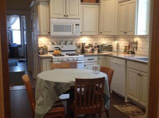 1847 W 17th St APT 1, Chicago, IL 60608