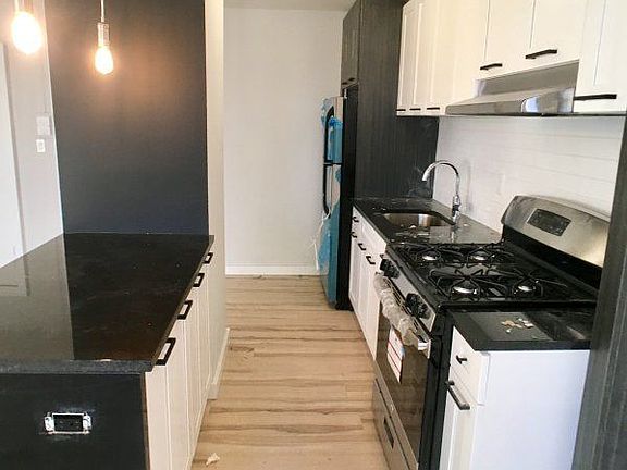 5th image of 111 Wadsworth Ave APT 11G