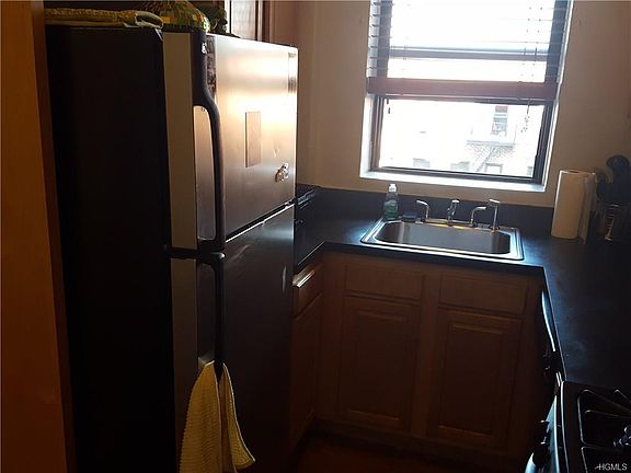 5th image of 101 Ellwood Ave APT 6e