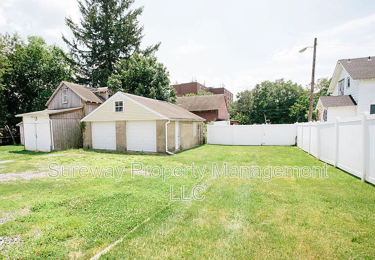 509 S Main St #B — Photo 22