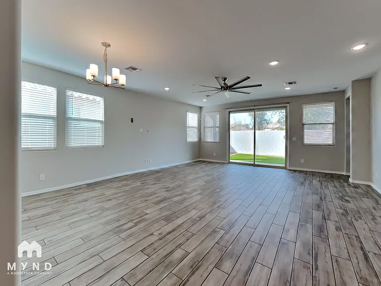 15168 W Sherman St — Photo 4