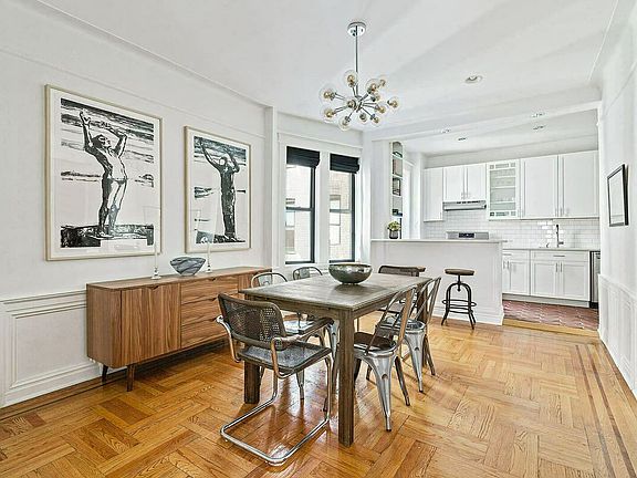 4th image of 418 Saint Johns Pl APT 2D