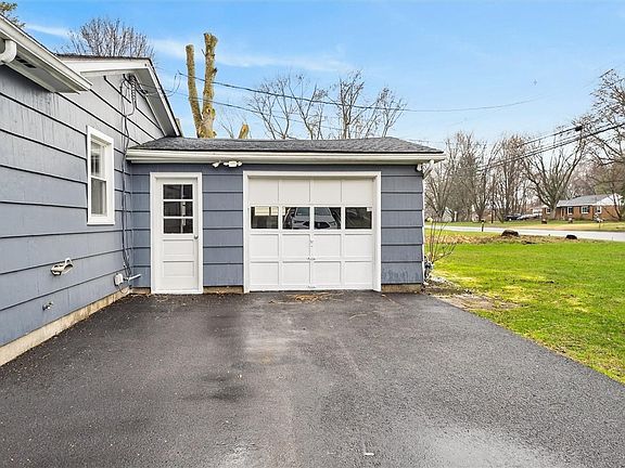 4th image of 667 Hard Rd
