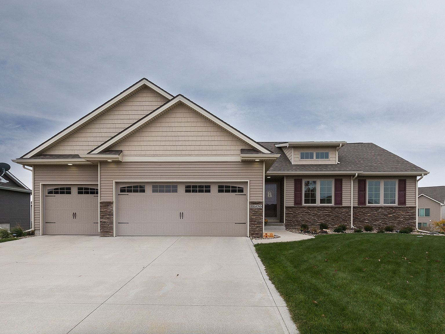 1606 NE Deer Creek Dr, Ankeny, IA 50021 Zillow