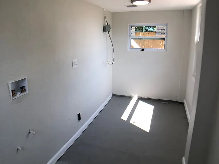 902 Canal Dr — Photo 21