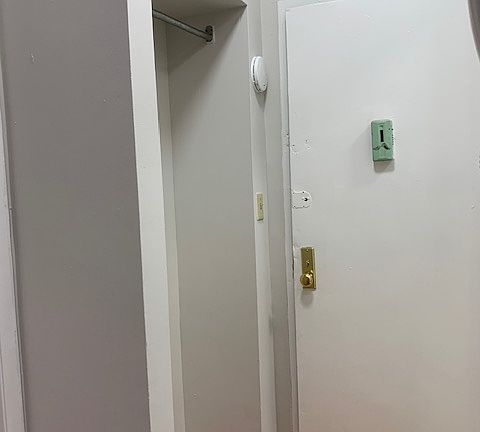 5th image of 183 Sullivan St APT E4