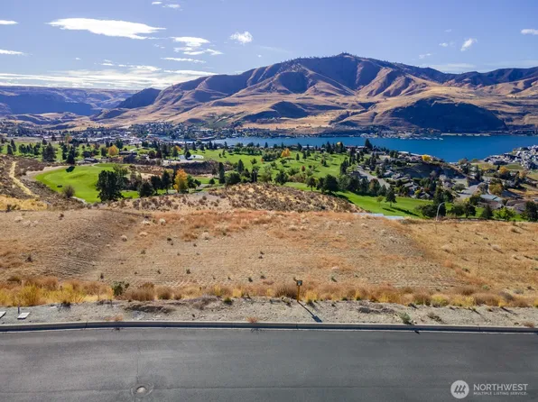 925 Long Drive, Chelan, WA 98816