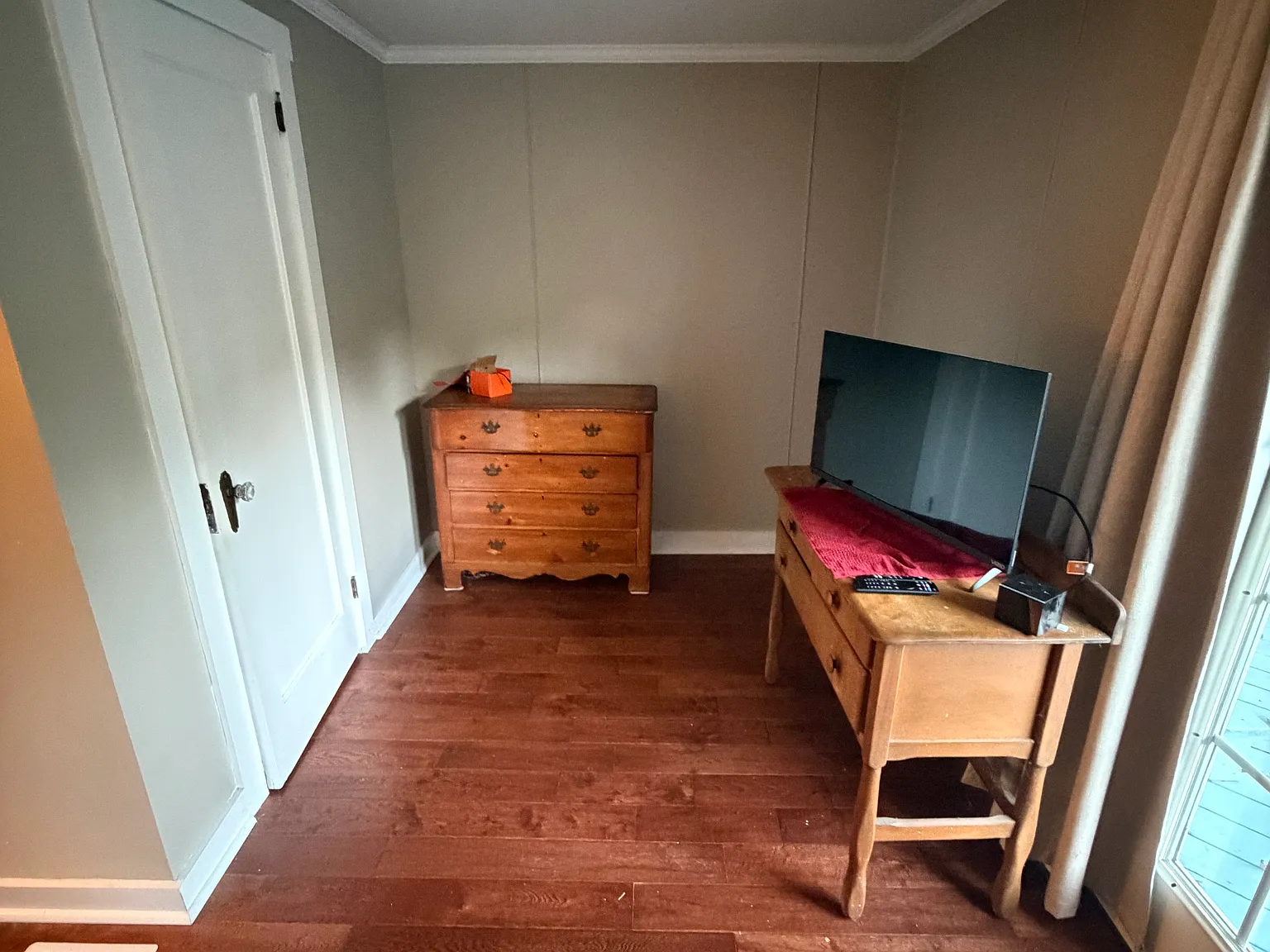 4 bed, 2.5 bath, 2769 sqft, $1,000 — Photo 4