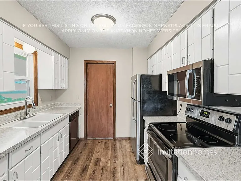 8427 Northern Dr — Photo 9