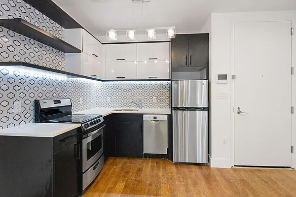 Rented by City View Living | media 44