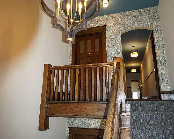 833 Grand Apartments — Photo 5