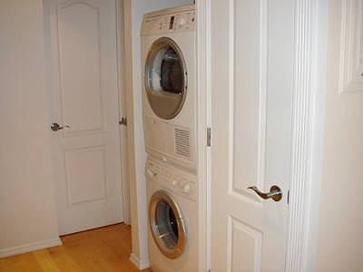 3rd image of 722 10th Ave APT 2B