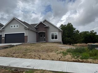1892 Hemlock St, Council Bluffs, IA 51503