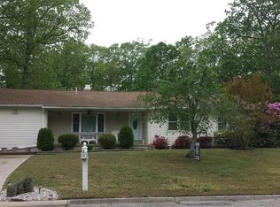 3 Holly Dr, Rio Grande, NJ 08242