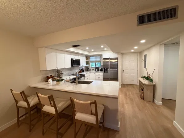 3154 VIA POINCIANA #114, Lake Worth, FL 33467