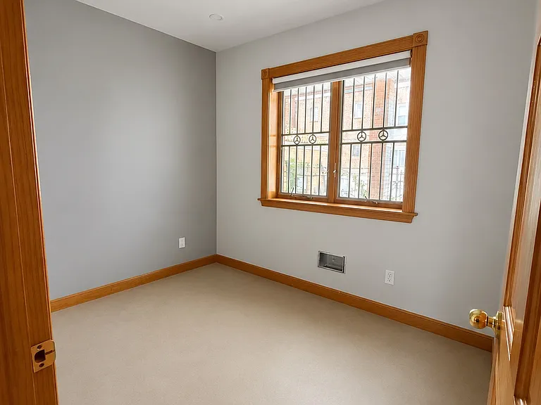 4222 Utopia Pkwy #1 — Photo 8