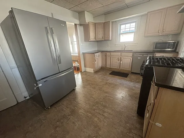 9508 Clifton Blvd #9508 — Photo 3