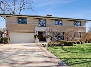 6651 N Minnehaha Ave, Lincolnwood, IL 60712