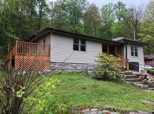 1571 Darlington Rd, Ligonier, PA 15658