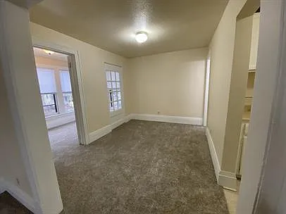 658 Hague Ave — Photo 4