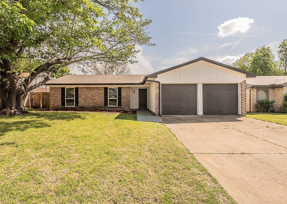 1st image of 228 Blair Ln