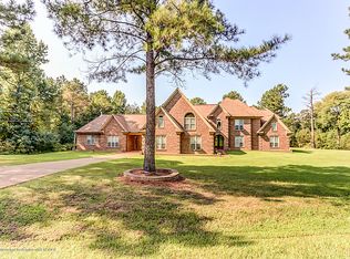 83 Dollie Irene Dr, Holly Springs, MS 38635
