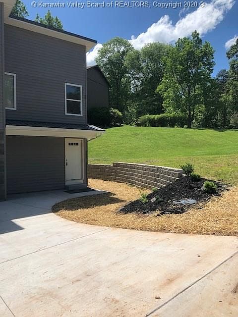 1st image of 257 Berry Ln