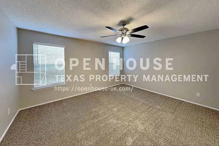1616 Barclay Dr — Photo 13