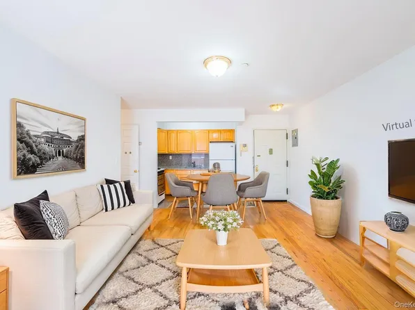 3506 Leavitt Street #3B, Flushing, NY 11354
