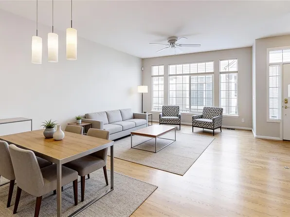 5555 E Briarwood Avenue #1904, Centennial, CO 80122