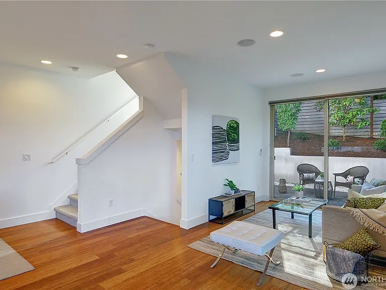 3439 22nd Ave W #A — Photo 8