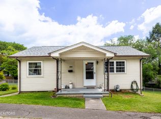 107 Upsal Rd, Oak Ridge, TN 37830