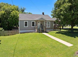 600 Arrowhead Dr, Collinsville, IL 62234