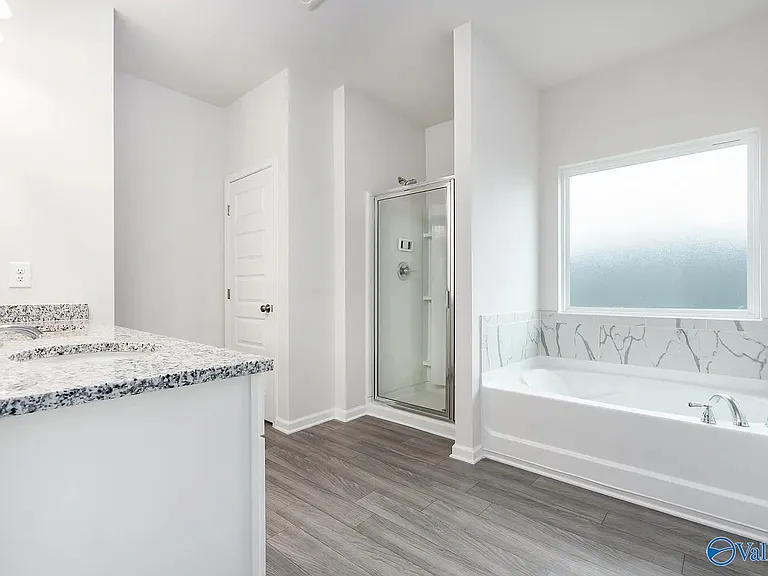 16879 Hollings Trl — Photo 10